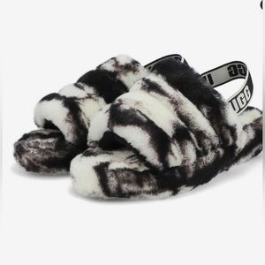 UGG BRAND NEW!
Fluff Yeah Slide Marble